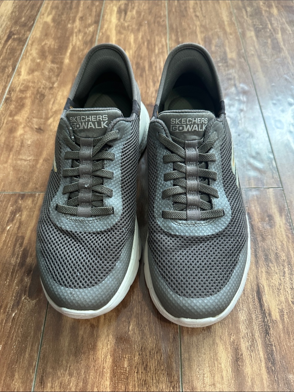 Skechers GOwalk Men's Brown Mesh Hands Free Slip In Sneakers size 7.5